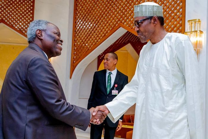 A True Believer Of Christ Won't Ridicule Those In Power — Pastor Kumuyi Defends Silence On Buhari Regime's Failure