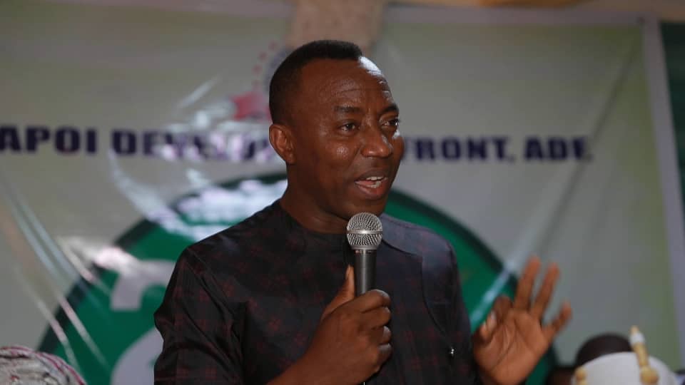 Omoyele Sowore, AAC presidential candidate, speaking at the ADF event in Akure on Sunday.