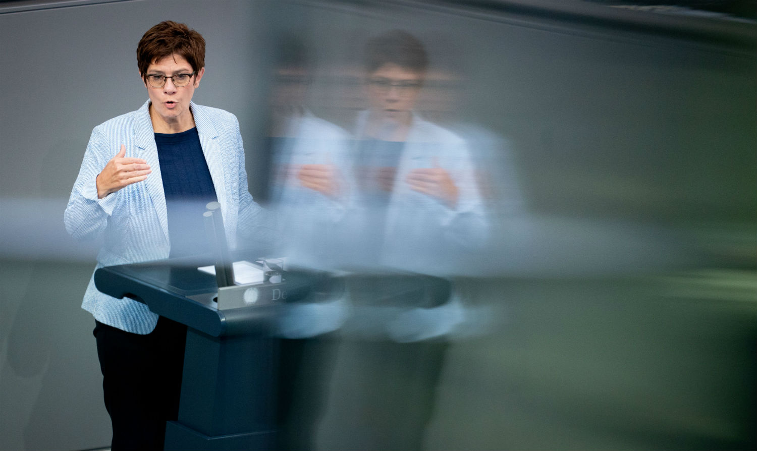 Kramp-Karrenbauer speaking in the Bundestag.