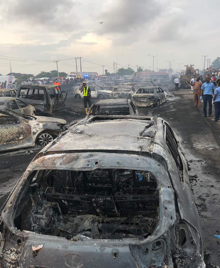 berg3 PHOTONEWS: Heartbreaking Scenes From The Lagos-Ibadan Expressway Tanker Explosion