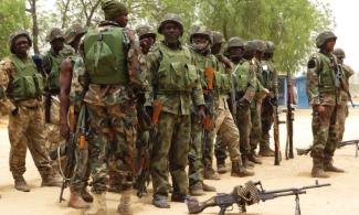Nigerian Army Compulsorily Retires Over 120 Major-Generals, Brigadier-Generals, Colonels As Affected Officers Kick