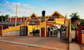 Ondo State College Students Protest Non-Availability Of Water, Electricity On Campus