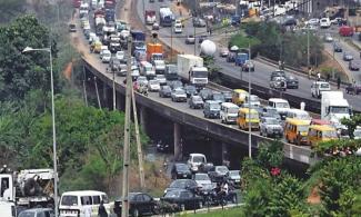 Gridlock: Nigerian Government Suspends Lagos-Ibadan Road Reconstruction Till After Sallah 