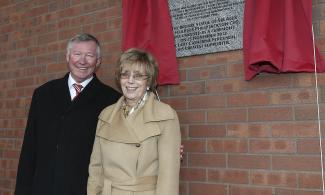 Former Manchester United Manager, Alex Ferguson Loses Wife