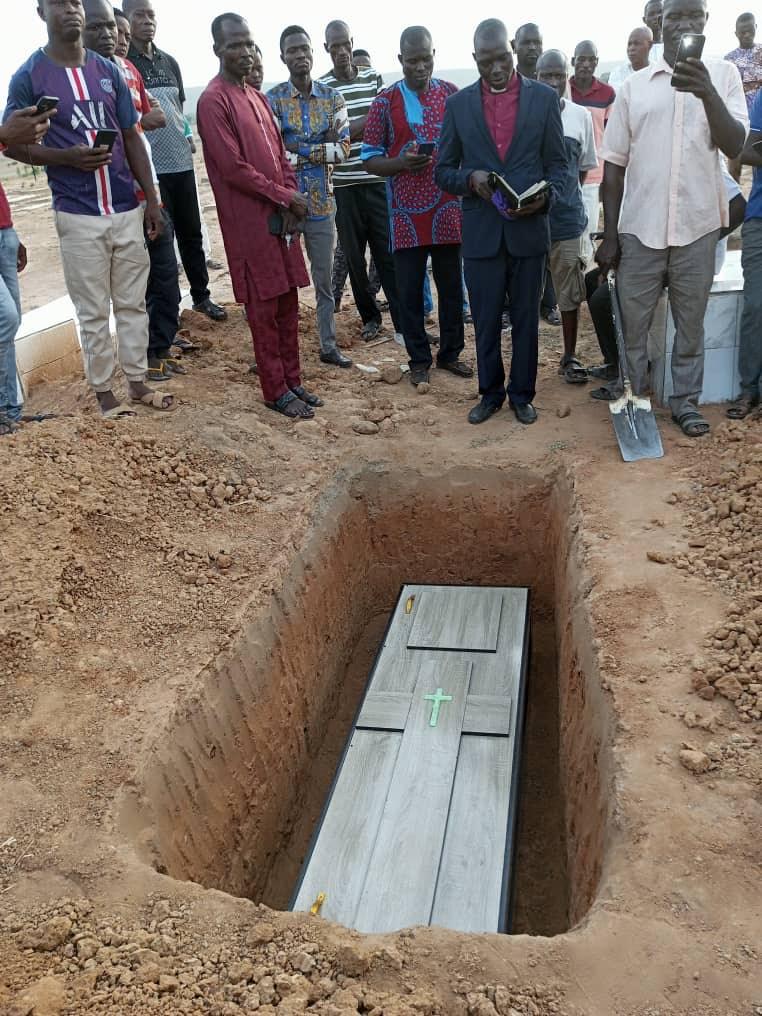 [GIST] BREAKING: Remains Of Slain Female Sokoto Student, Deborah Buried In Niger State