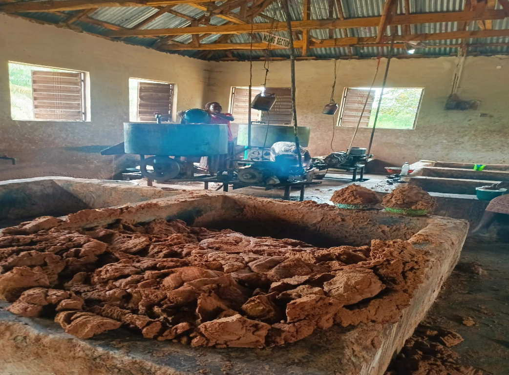 Ground Shea paste, Shea processing factory in Ilua-Shaki. Photo credit: Nelly Kalu 