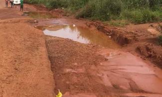 How President Buhari, Imo State Government Deceived Nigerians, Commissioned Uncompleted Owerri-Okigwe Road