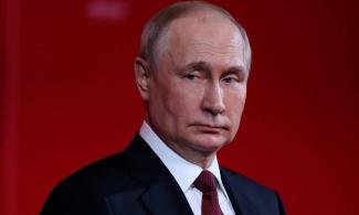 Russian President Putin ‘Fell Down Stair At Home, Soiled Himself’ In Presence Of Bodyguards, Report Says