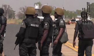 Three 'Drunk' Nigerian Policemen, Others Die In Auto Crash In Niger State