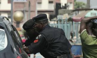 EXCLUSIVE: Nigerian Policemen Extort N300,000 Cash From Motorist In Delta State Amid Naira Notes Scarcity