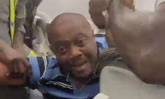 Security Operatives Evacuate Passenger From Abuja-Lagos Flight For Allegedly Protesting Against Tinubu’s Inauguration
