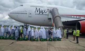Coup: Max Air Returning From Hajj, Stuck In Niger Republic With 360 Nigerian Pilgrims