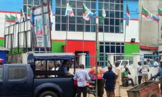 Nigerian Police Besiege APC Secretariat In Benue, Block Party Members 