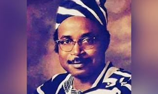 Benue Government Says House Burnt By Hoodlums Not For Former Governor Aper Aku, But His Relation