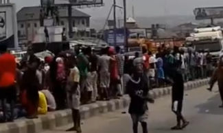 Protests Enter Second Day As Onitsha Traders Block Major Bridge Over Governor Soludo’s Market Closure