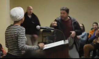 Suspect Arrested After Attempted Syringe Attack On US Lawmaker Ilhan Omar