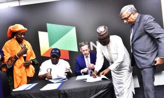 Dangote, NNPC Sign Major Gas Deals To Boost Refinery, Cement, Fertiliser Output