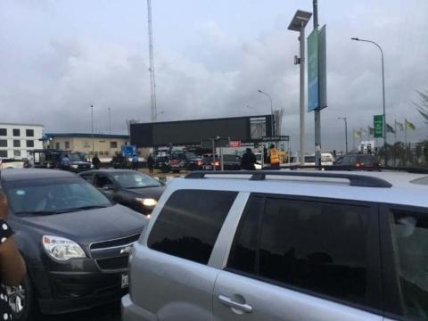 threshold Simplicity proposition EndSARS: Heavily Armed Security Personnel Stationed At Lekki-Ikoyi Link  Bridge As Tolling Resumes | Sahara Reporters